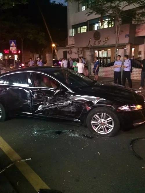 路虎撞捷豹这事你怎么看高清图片