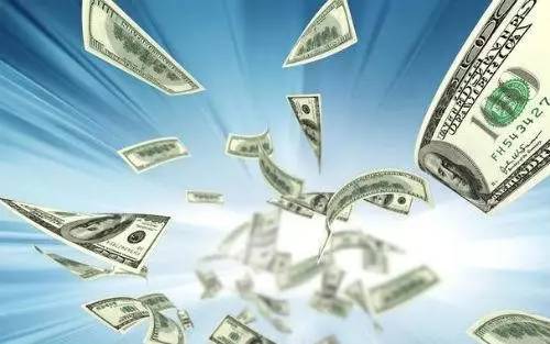 怎么看新能源车2年半投资超万亿，产能破两千万辆？